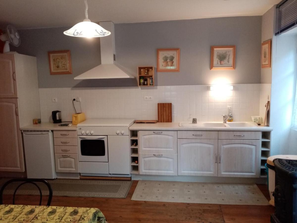 Les Cazelles Apartment *